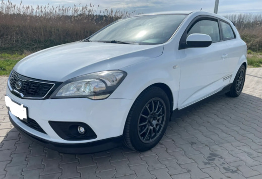 Kia Cee\'d 1.6 CRDi Edition ISG EcoDynamics DPF