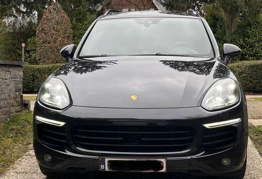 Porsche Cayenne 3.0i V6 PHEV S Platinum Edition Tiptr ...