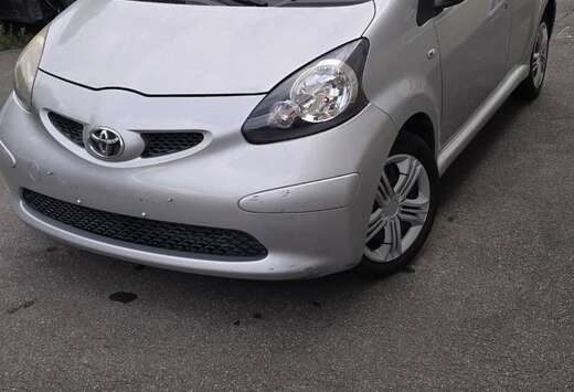 Toyota 1.0i VVT-i Music