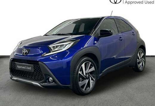 Toyota AT Envy | LED | carplay | heated seats