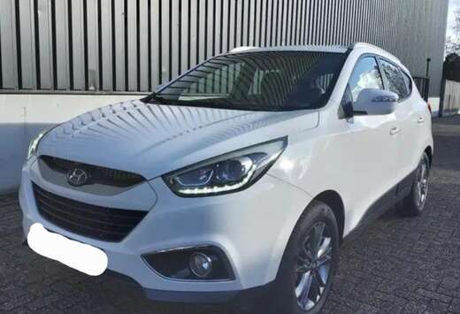 Hyundai 1.6i 2WD Executive