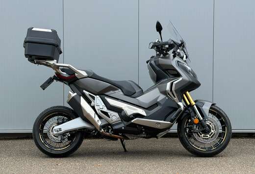 Honda 750 / Topkoffer / Keyless / 2018 -- 14800 km
