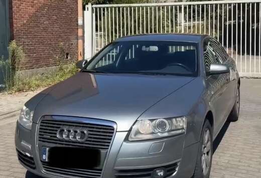Audi 3.2i V6 24v FSI Quattro