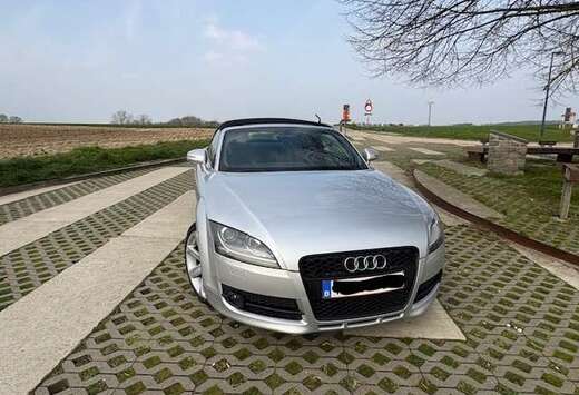 Audi TT Roadster 2.0 TFSI
