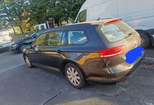 Volkswagen Passat SW 1.6 TDi SCR DSG