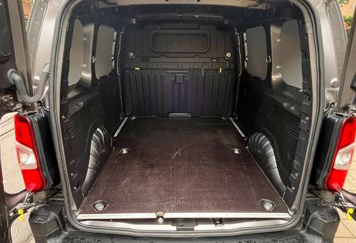 Peugeot 1.2 PureTech L1 Light Premium S/S(EU6.3)