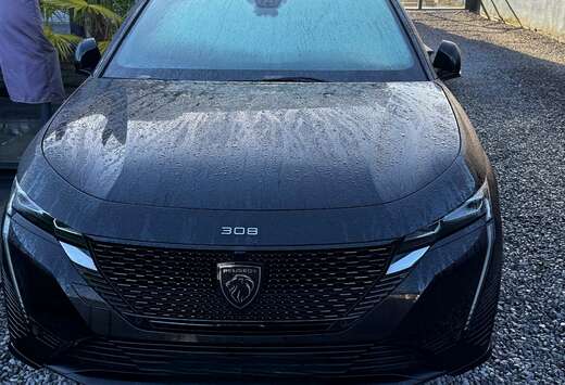 Peugeot 308 PureTech 130 EAT8 GT