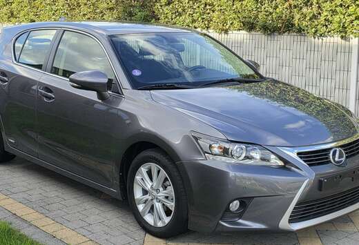Lexus GERESERVEED