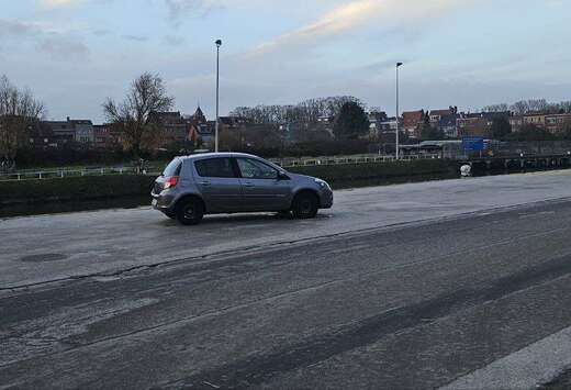 Renault Clio 1.5 dCi Ice-Watch FAP