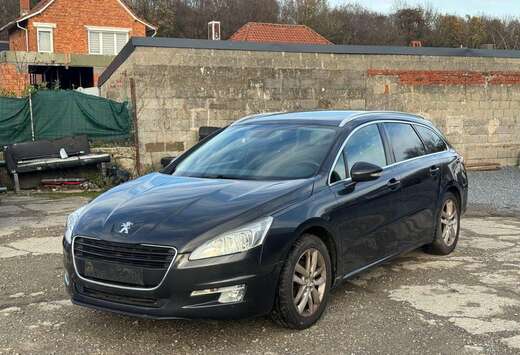 Peugeot 114 Ch//2013//185.242km//CLIM//NAV