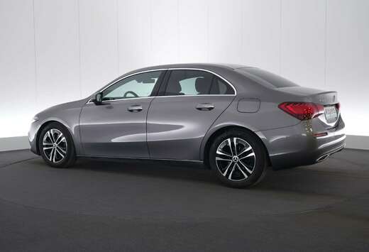 Mercedes-Benz Sedan Luxury Line LEDER/CUIR LED GPS PD ...