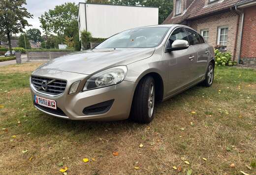 Volvo S60 2.0 D3 Momentum