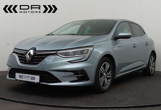 Renault 1.6 E-TECH PHEV - PLUG IN HYBRIDE - TOPSTAAT