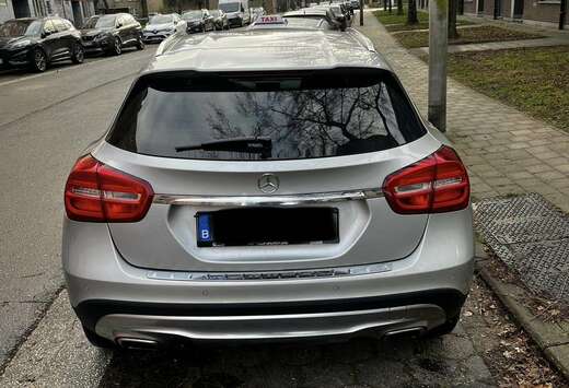 Mercedes-Benz 7G-DCT AMG Line