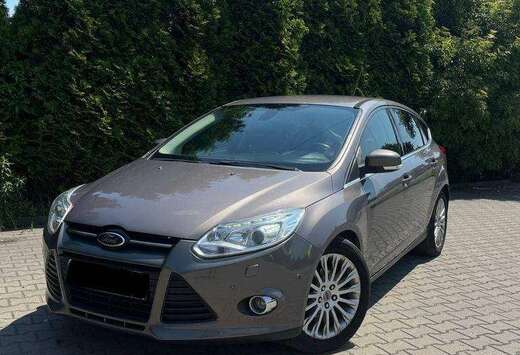 Ford Focus 1.4i SE 16v Ambiente