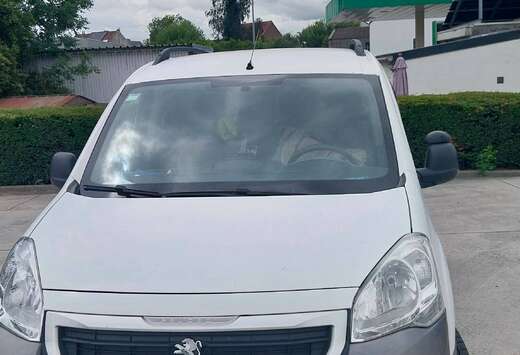 Peugeot Partner 1.6 BlueHDi L2H1 Premium Pack 121 S/S