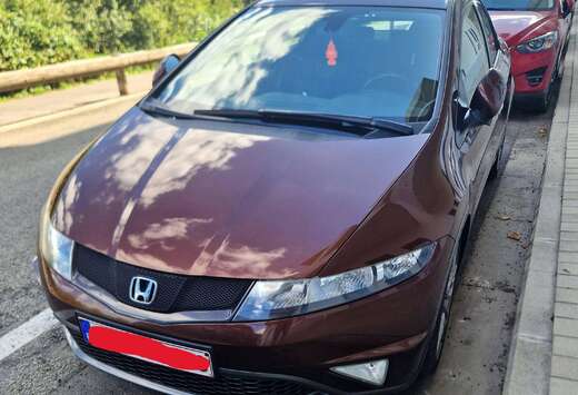 Honda Civic 1.8i Executive