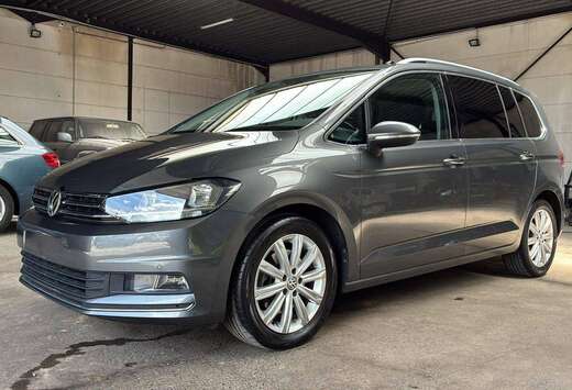 Volkswagen  Touran 2.0 TDi DSG