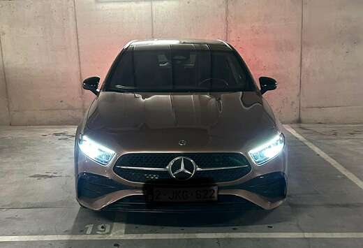 Mercedes-Benz A 250 e PHEV AMG Line (160 kW) AMG Line