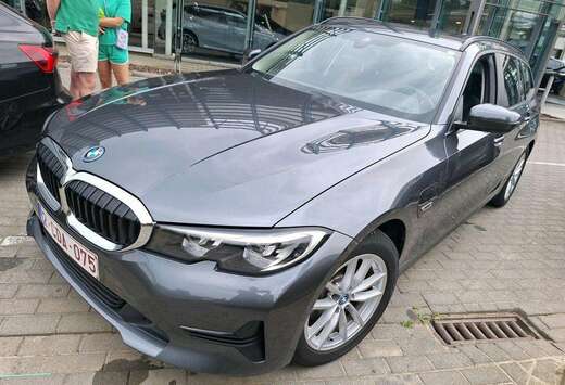 BMW Touring 320eAS PHEV  CAMERA