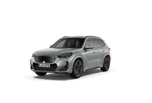BMW iX1 eDrive20 M Sport Pro | TOWB | PANO | ADAPT LE ...