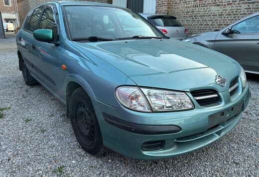 Nissan 1.5i 16v Comfort/ Uniquement pour EXPORT