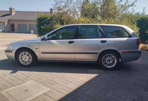 Volvo V40 1.9 Turbo - D Luxury