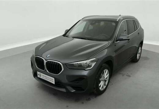 BMW 1.5i sDrive18  Navi / PDC av+ar