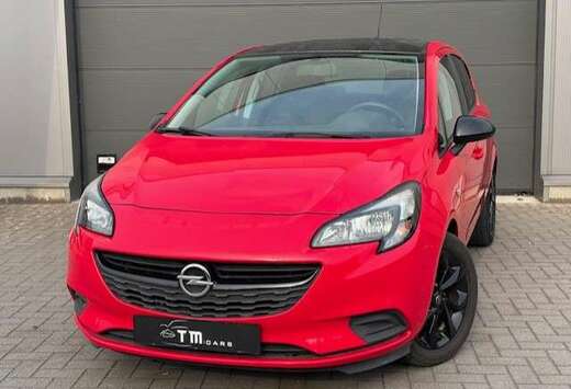 Opel Corsa 1.2i Black Edition