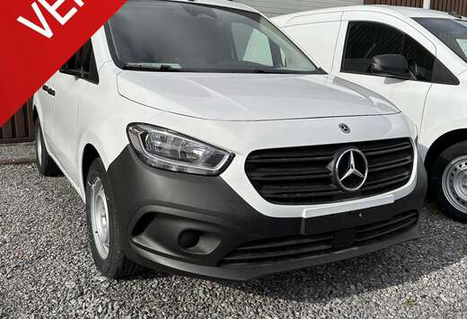 Mercedes-Benz 110 CDI L1 Base