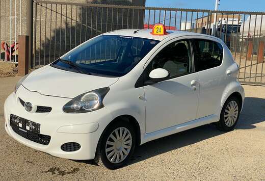 Toyota Aygo 1.0i VVT-i Plus