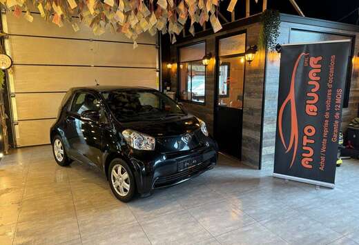 Toyota iQ 1.0i VVT-i **AUTOMATIQUE / AIRCO / CARNET**