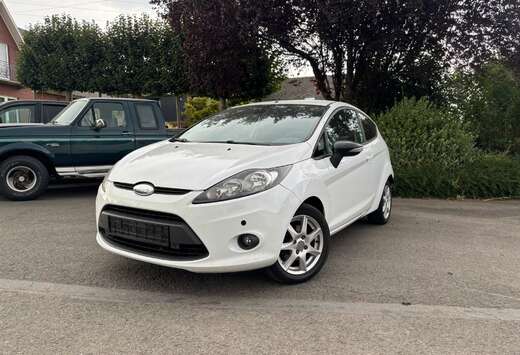 Ford Fiesta 1.25i**SIEGE CHAUFFANT**CLIM**BLUETOOTH** ...