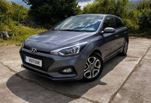 Hyundai i20 1.2i Twist Techno Pack GO! Carplay / Came ...