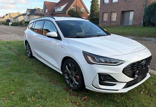 Ford Focus Clipper 1.0 EcoBoost MHEV ST-Line Design