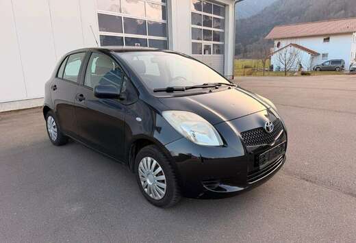 Toyota 1.0 VVT-I Terra/Luna