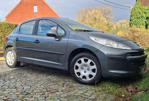 Peugeot 207 1.4i 16v Premium Pack