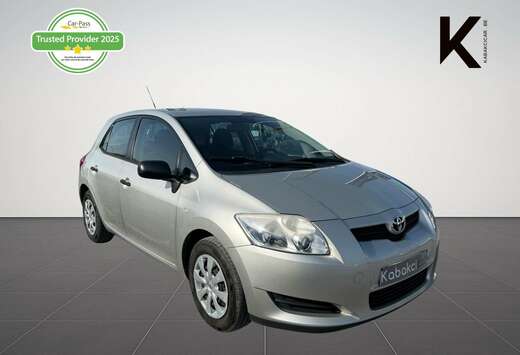 Toyota Auris 1.4i VVT-i / Linea Luna / 5 Portes / Gar ...