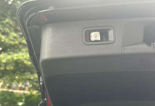 Mercedes-Benz d Business Solution (EU6d-TEMP)