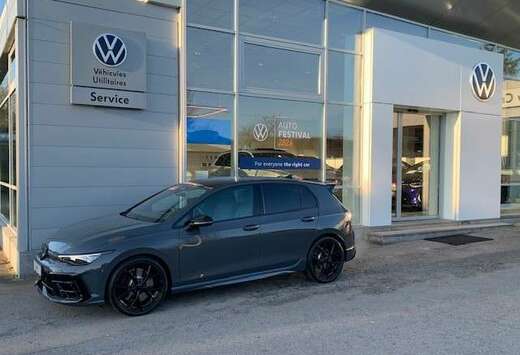 Volkswagen BLACK R-PERFORMANCE 333CV 4MOTION DSG7