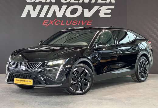 Peugeot MHEV 1.2 Turbo GT-Line / 360 Camera / Apple & ...