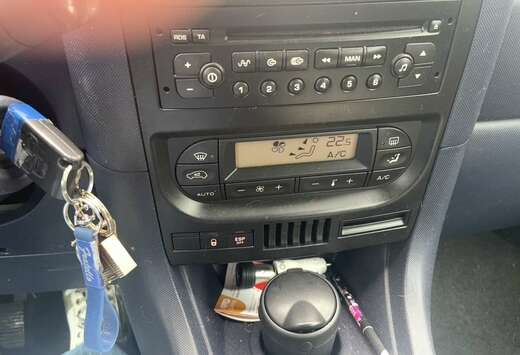 Peugeot 1.4i Trendy