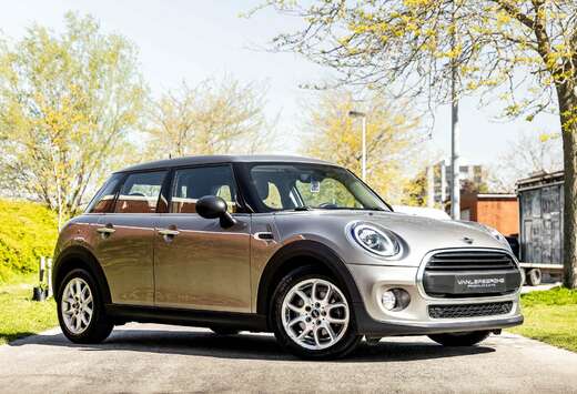 MINI 1.5i * 5 deurs * PDC * Navi * Cruise * LED *