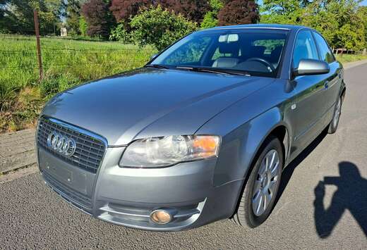 Audi A4 2.0i 20v Full Options