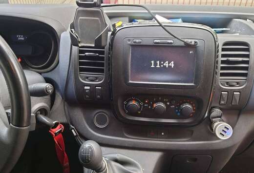Opel 2.5 CDTi L1H1 Hayon/Arklep