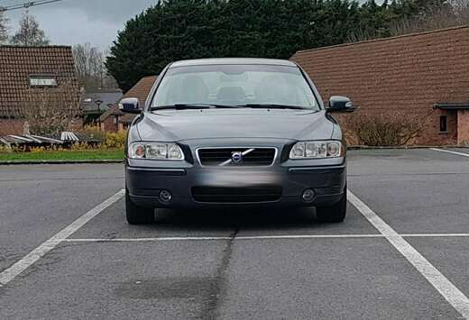 Volvo S60 2.4 Turbo - D Momentum