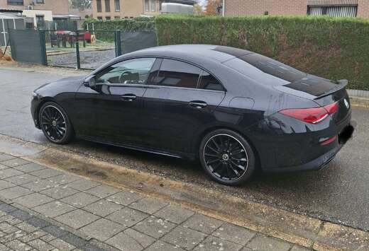 Mercedes-Benz CLA 180 7G-DCT AMG Line