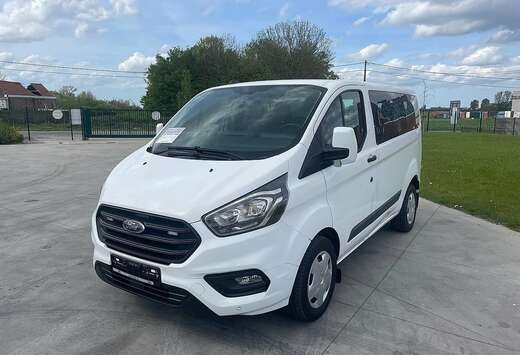 Ford Transit Custom 2.0 TDCi MINIBUS 9 ZITPLAATSEN
