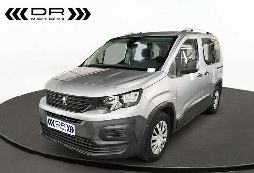 Peugeot APPLE CARPLAY/ ANDROID - LANE DEPARTURE