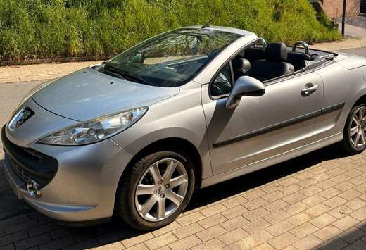 Peugeot 207 CC 1.6i 16v